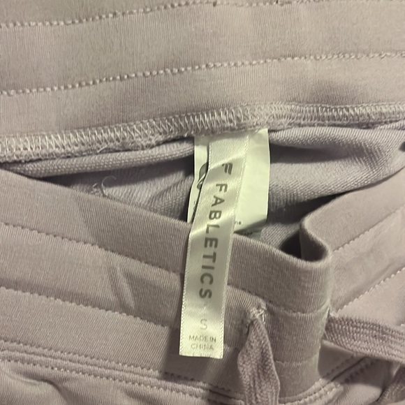 Fabletics joggers - Picture 2 of 3